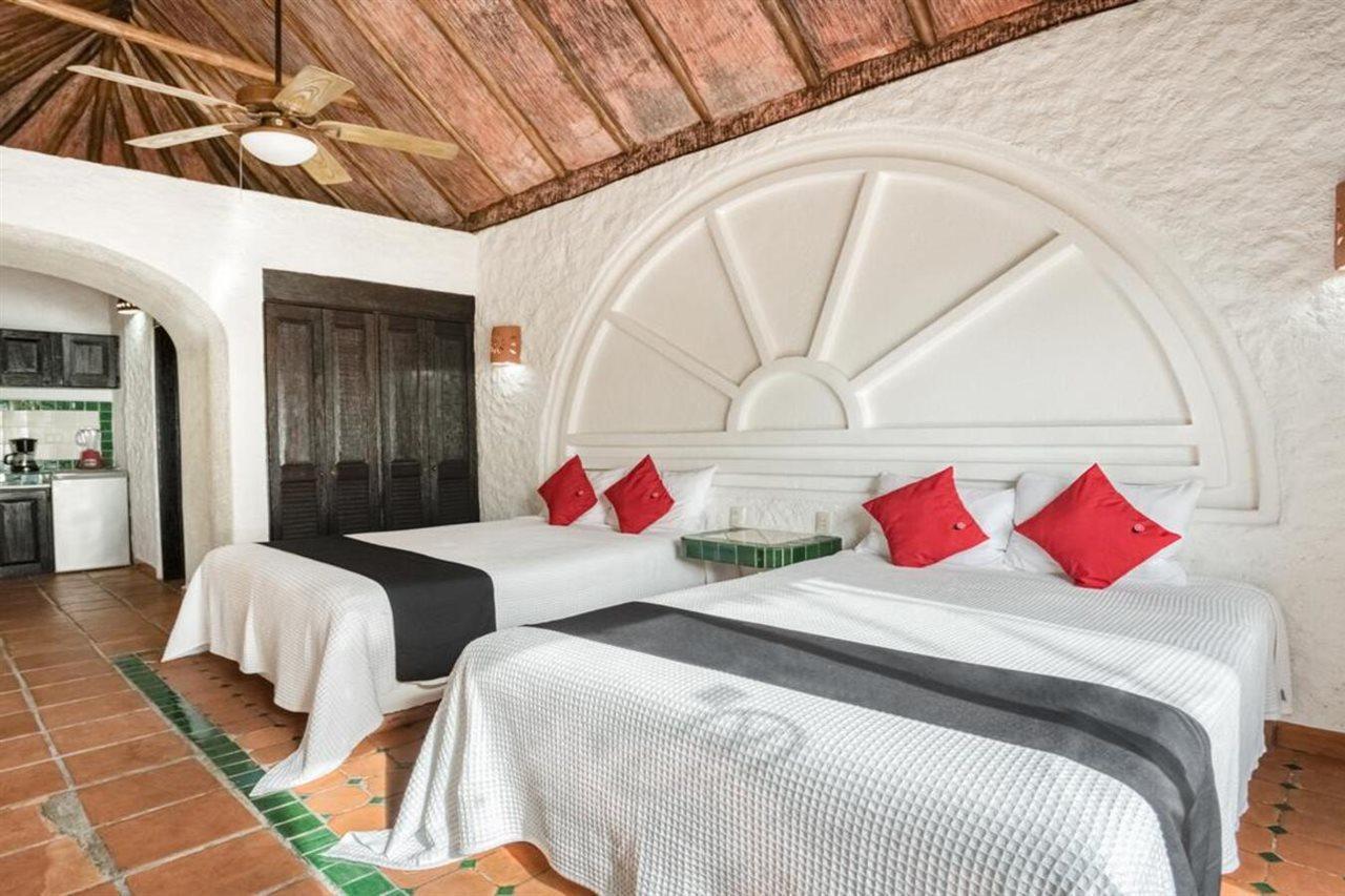 فندق Capital O Mimi Del Mar, بلايا ديل كارمن المظهر الخارجي الصورة Deluxe Oceanfront
